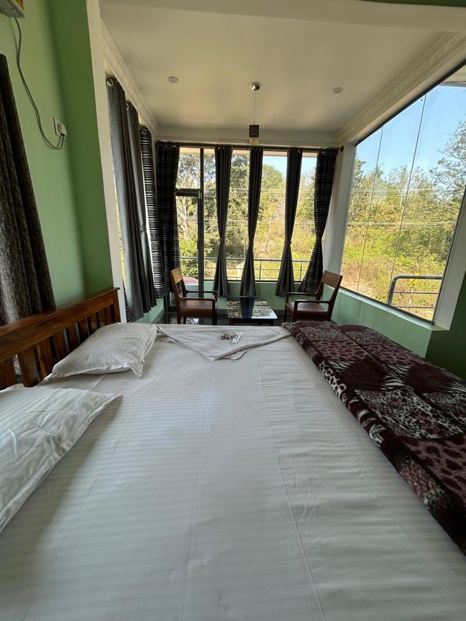 Yelagiri Goldhill Resort Exteriér fotografie