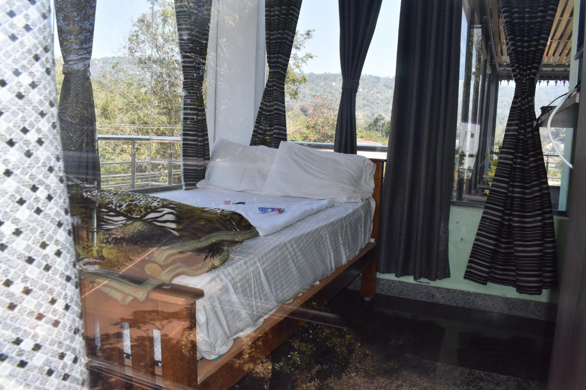 Yelagiri Goldhill Resort Exteriér fotografie